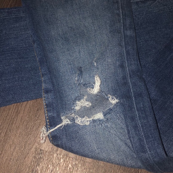 URBAN OUTFITTERS dark partially ripped jeans - Picture 2 of 4